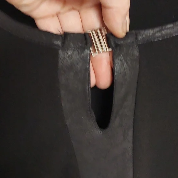 Top - Picture 3 of 3